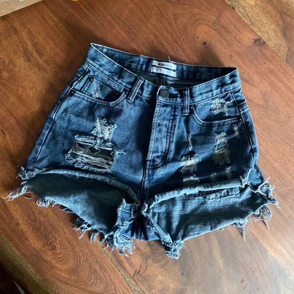 ONE TEASPOON | High Waist Bonita Denim Ripped Shorts 26
